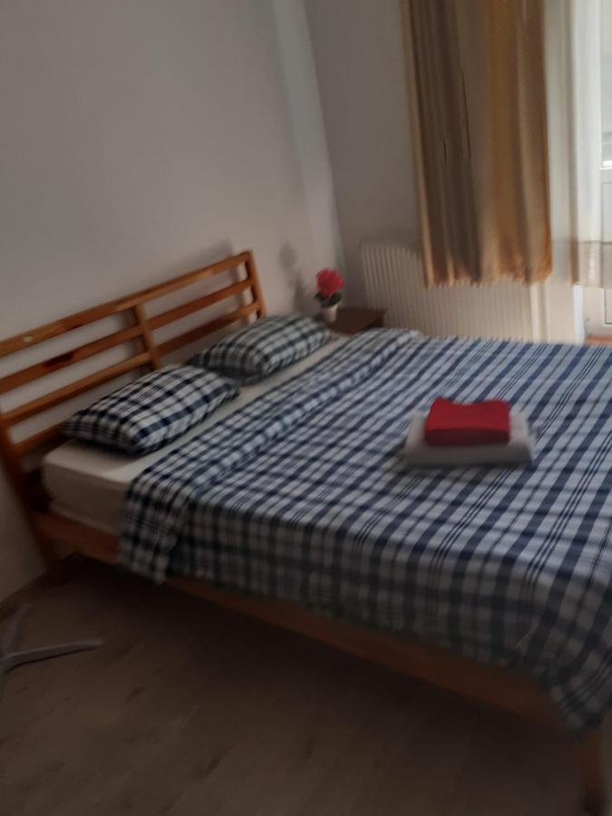 Old Town Luxery With Balcony And View Apartment บูคาเรสต์ ภายนอก รูปภาพ
